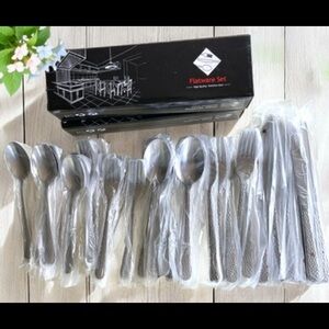 40pc Stainless Steel Hammered Flatware Set
New